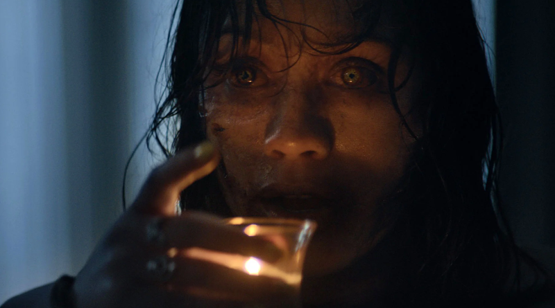 Tráiler oficial Evil Dead Burn